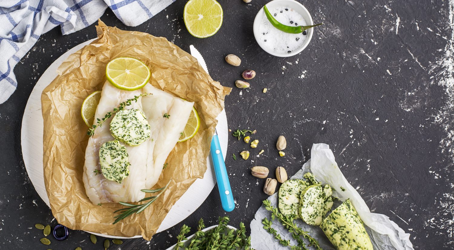 Baked cod parcels with thyme