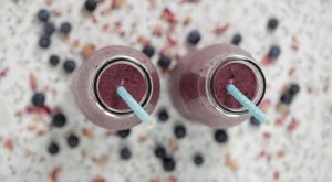 Teresa Cutter glowing skin smoothie