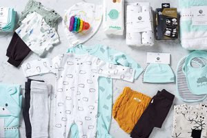 THE ESSENTIAL BABY BOX