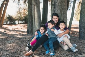 feeding friend mama disrupt