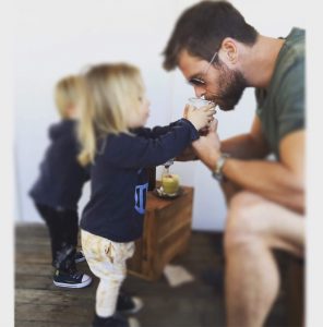 chris hemsworth mama disrupt