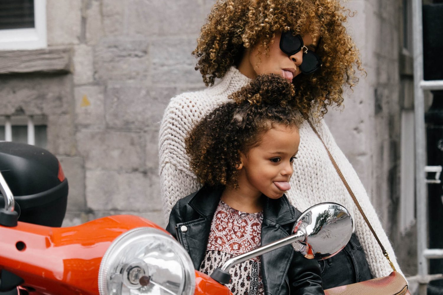Tips For Travelling With Kids And Not Losing Your Sh T Mama Disrupt