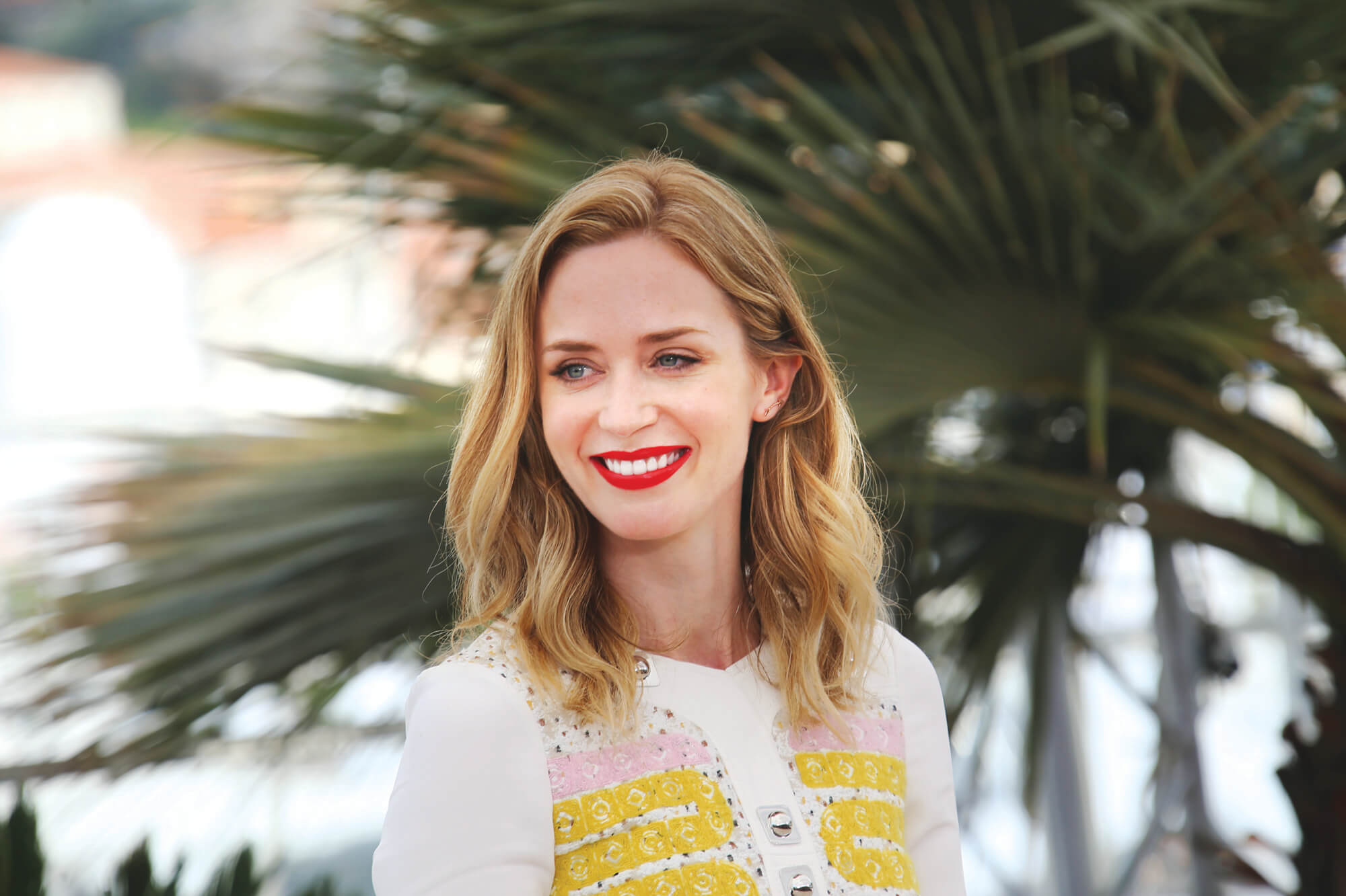 emily blunt mama disrupt