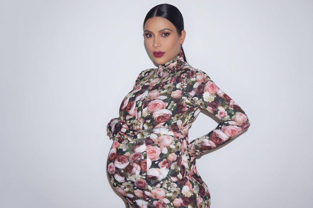 Pregnancy fashion - Kim Kardashian wears a floral maternity dress