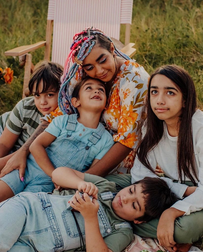 Bobbi Lockyer with her four children