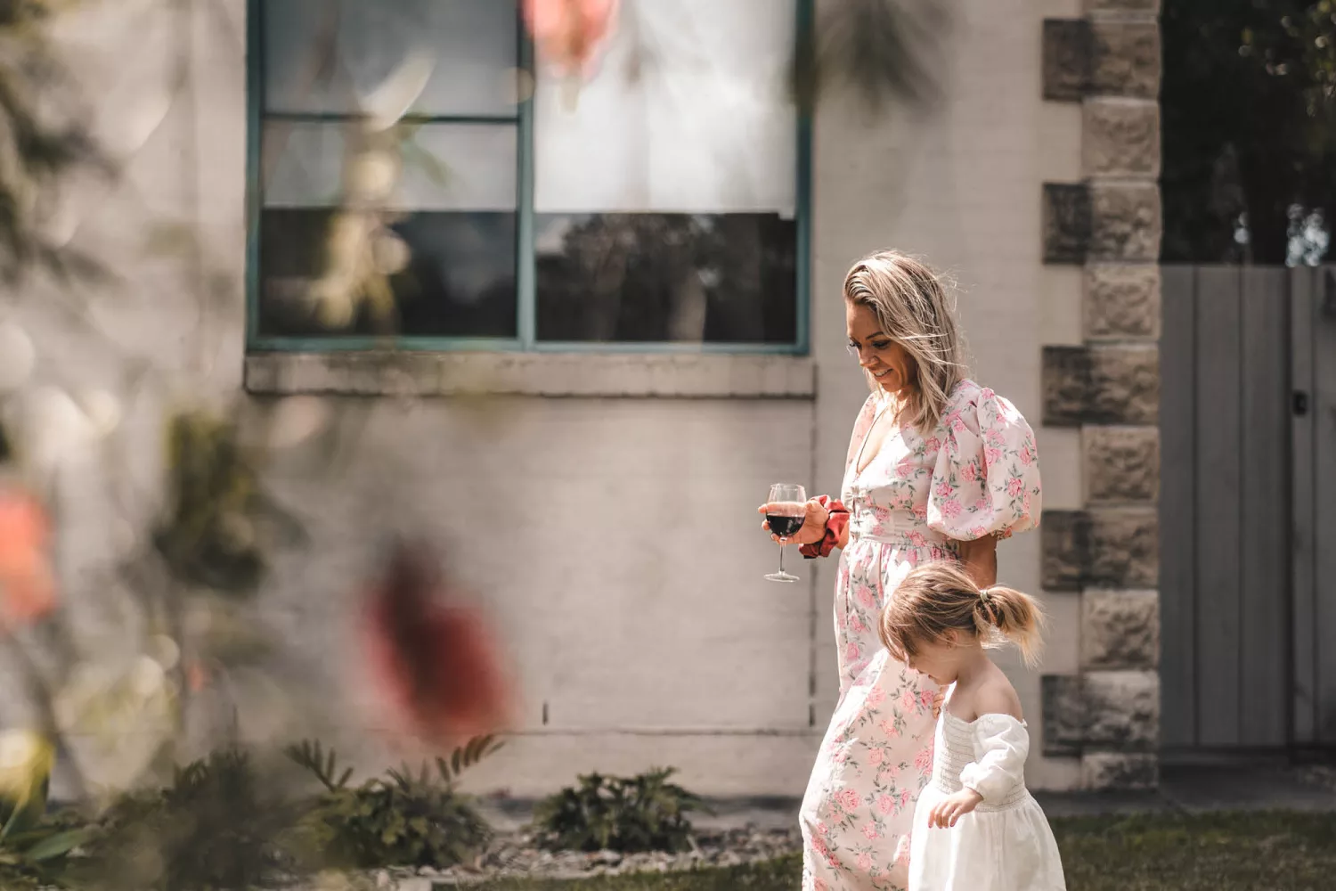 slow down, mama disrupt