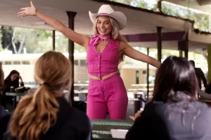 Barbie, Mama Disrupt