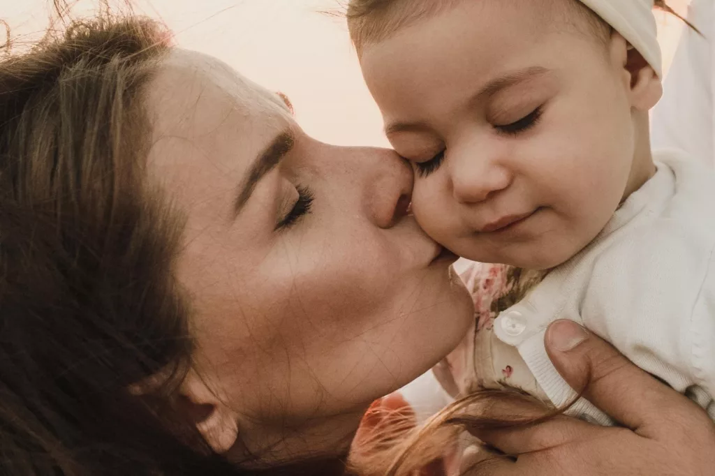 eczema flare-ups, ego, qv dermcare, mama disrupt