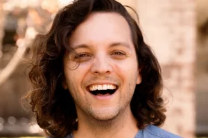 Sean Szeps, mama disrupt