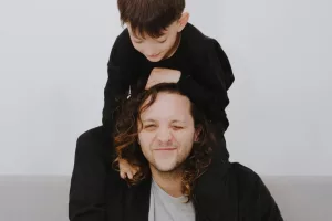 Sean Szeps, mama disrupt