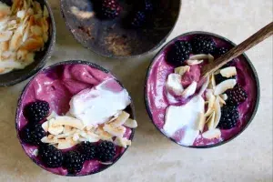 smoothie bowl recipes, mama disrupt