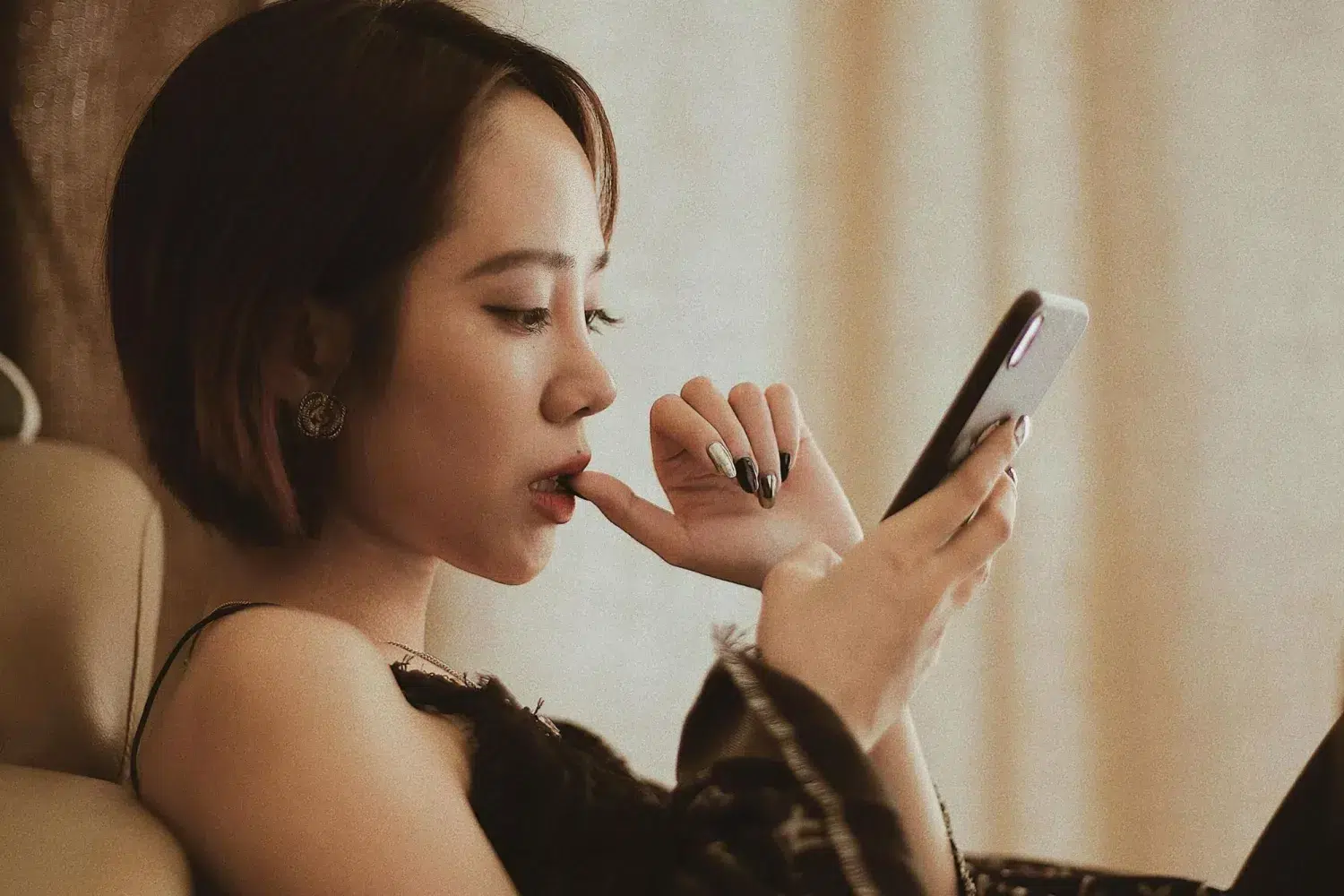 social media detox, mama disrupt