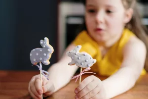 easter, mama disrupt