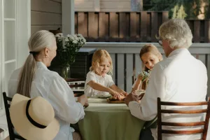 grandparents, mama disrupt