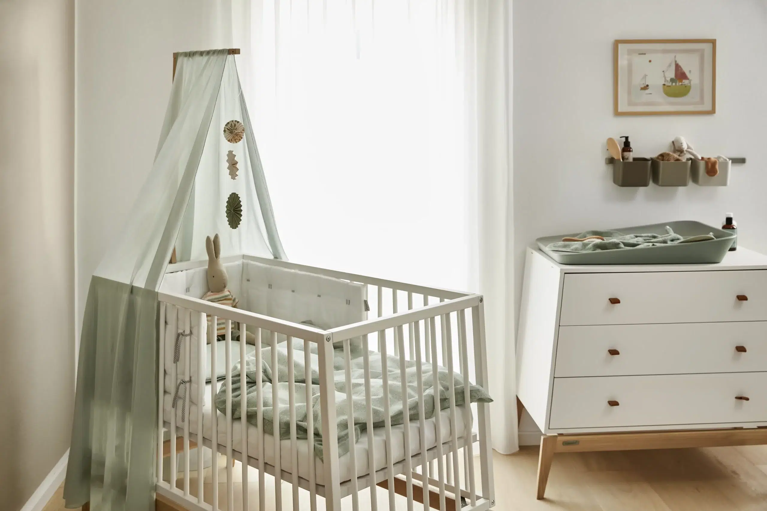 Leander Luna Cot and Dresser in baby nursery